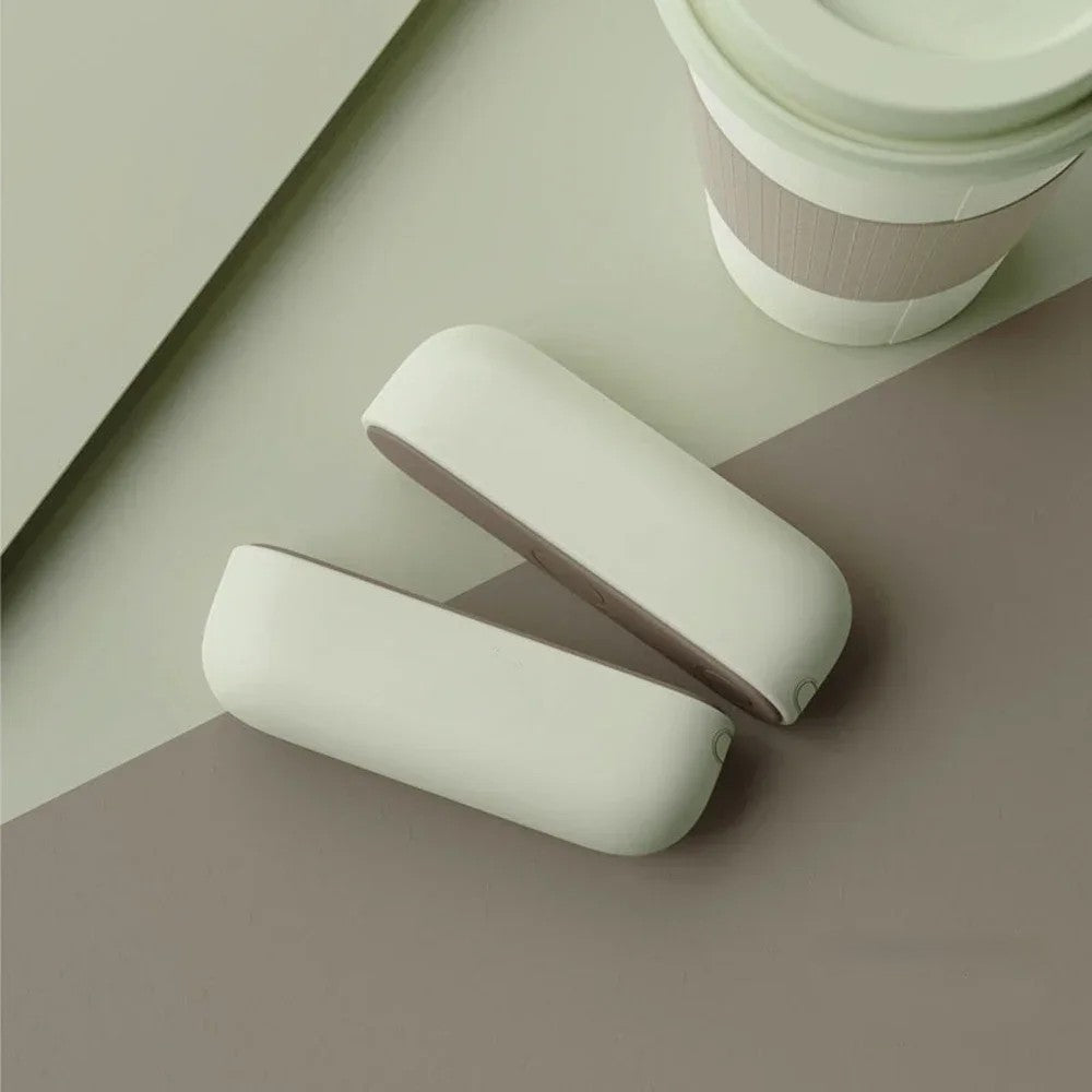 Stay Warm and Charged: 2-in-1 Rechargeable Hand Warmers with Power Bank – Portable Electric Pocket Heaters for Winter Adventures in the US and Canada